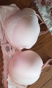 Bra pink, Torrid 46D